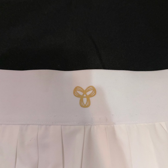 Golden MoveTech™ Tennis Pro Micro Skirt - Picture 8 of 11